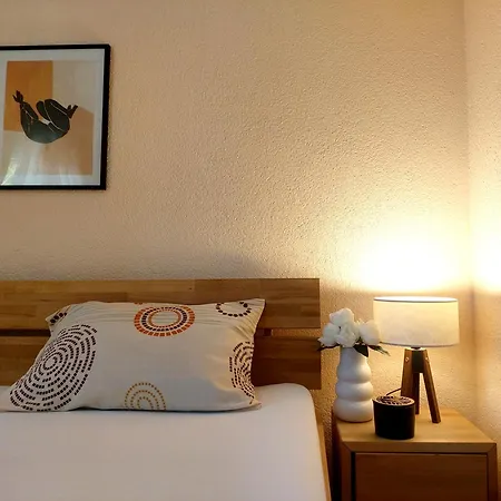 Zara Apartment- Old Town , 3 Acs , Free Parking, Peaceful Apartman *