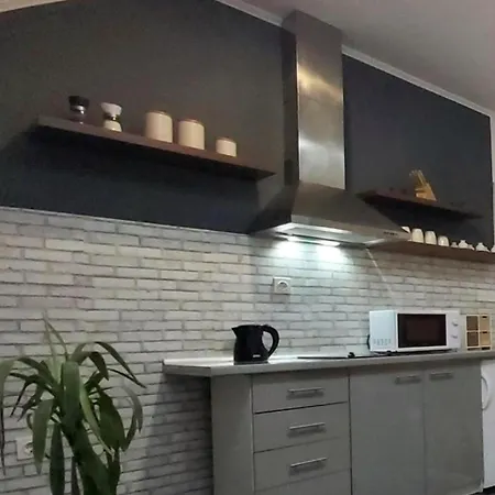 Zara Apartment- Old Town , 3 Acs , Free Parking, Peaceful Apartman